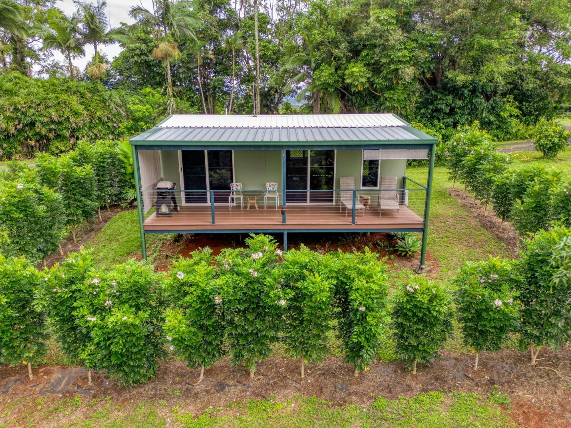 Mena Creek Flower House Bagian luar foto