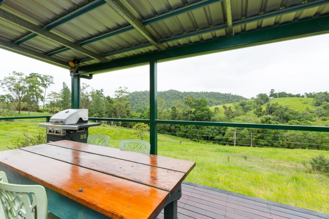 Mena Creek Flower House Bagian luar foto